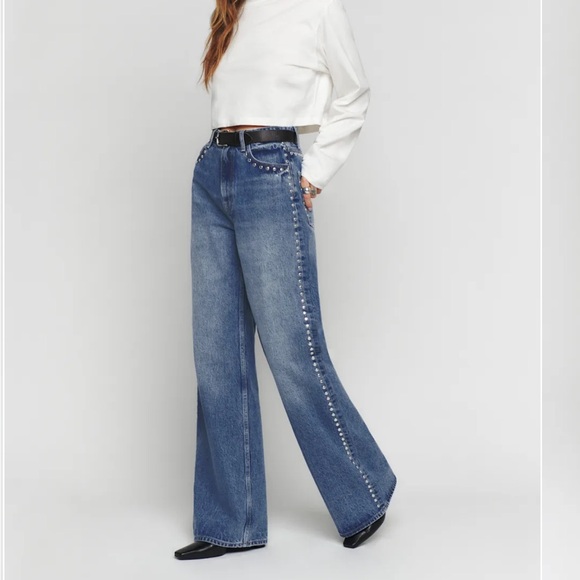Reformation Denim - Reformation Cary High Rise Wide Leg Short Jeans